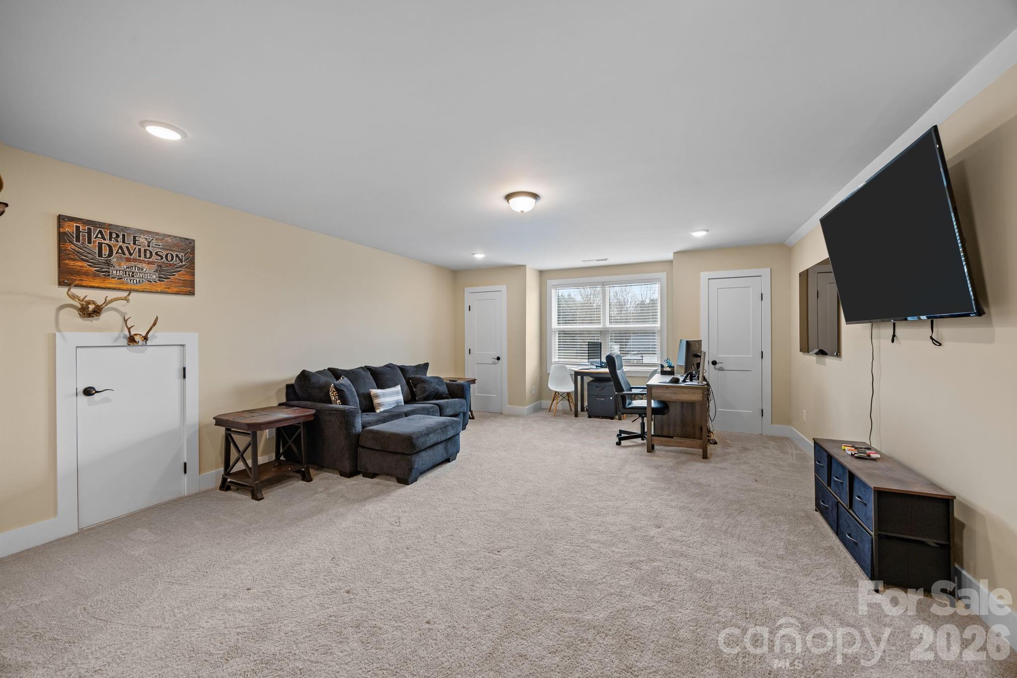 Windstone at Autumn Leaf - Residential