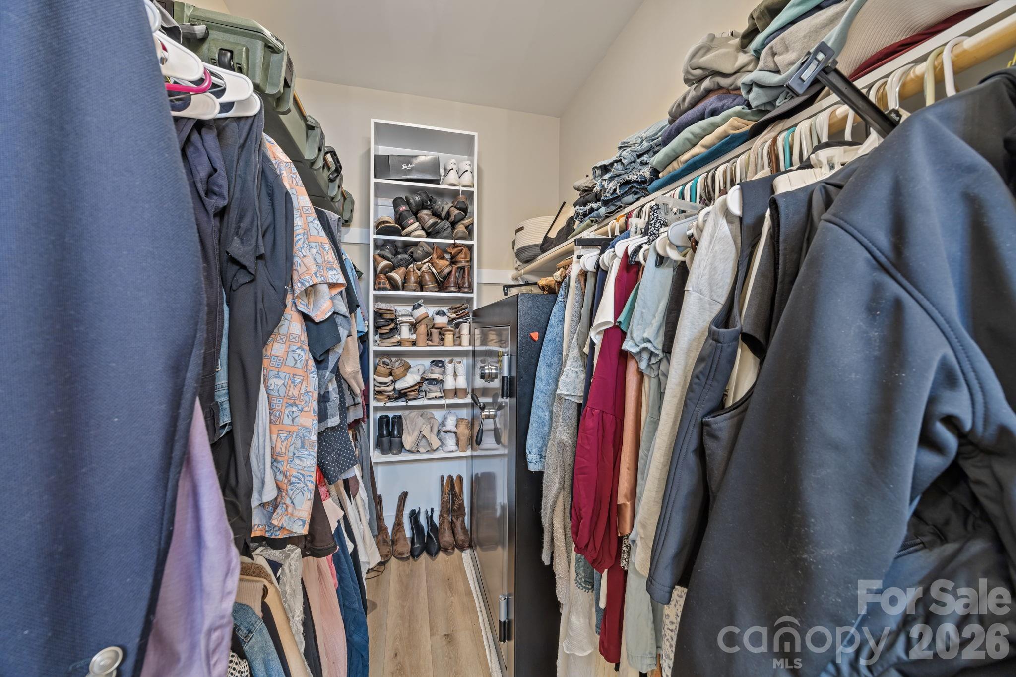 Windstone at Autumn Leaf - Residential