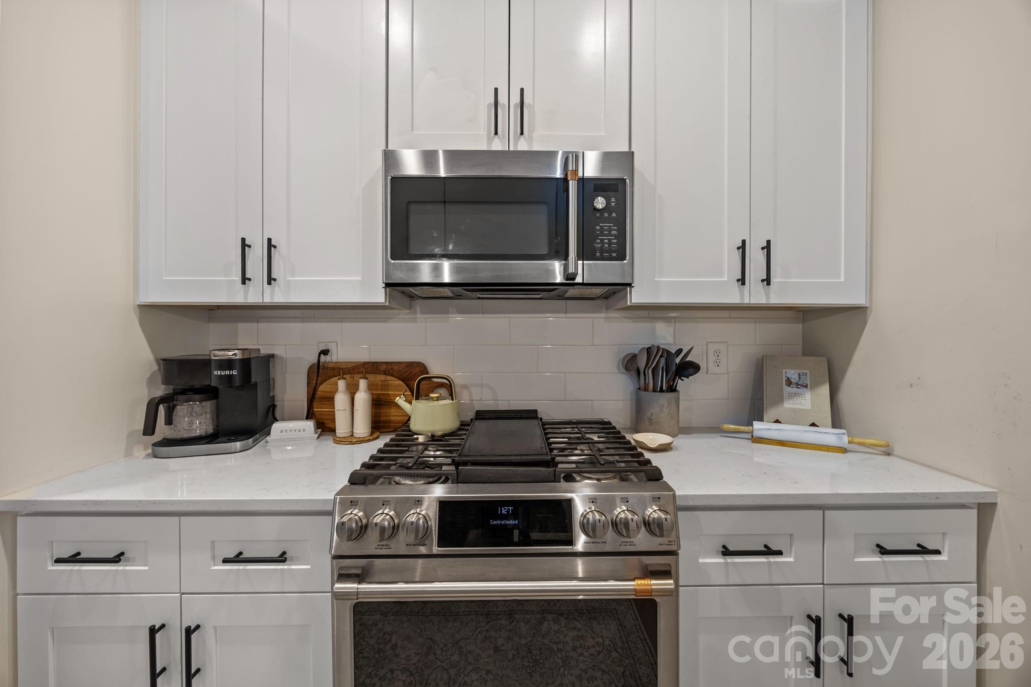 Windstone at Autumn Leaf - Residential