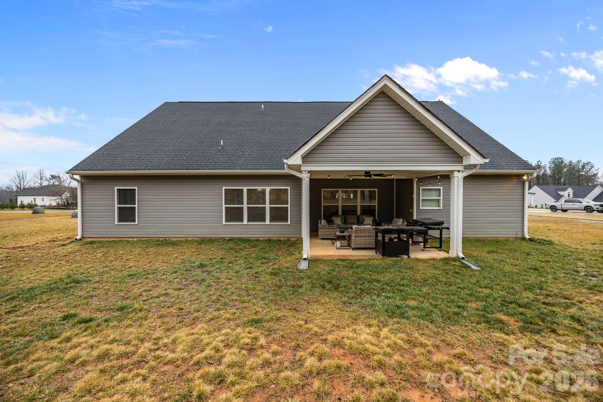 Windstone at Autumn Leaf - Residential