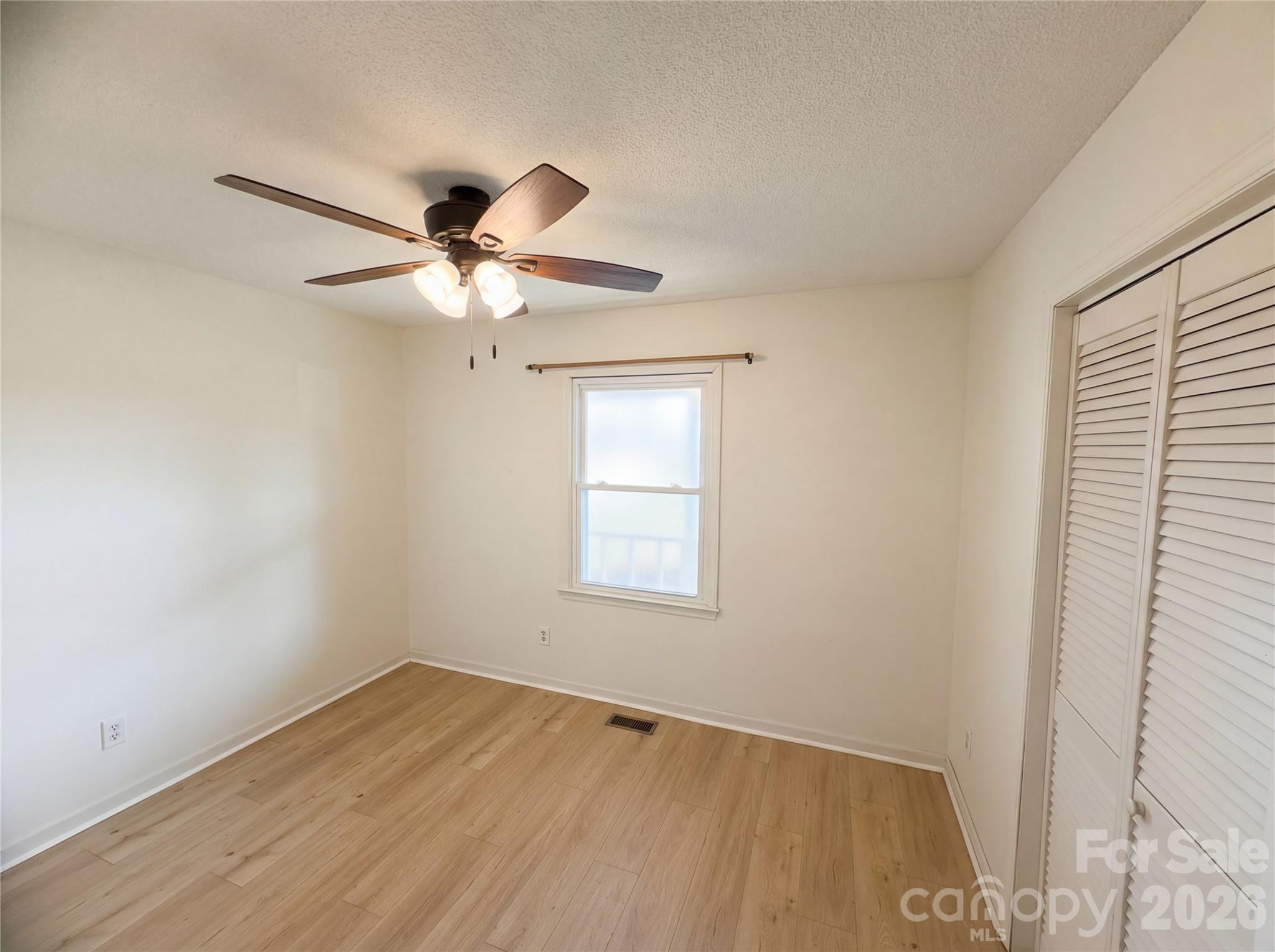 Williamsburg Acres - Residential