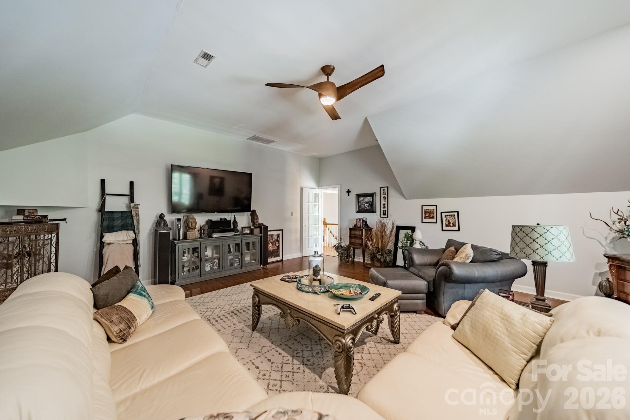 Seven Coves - Residential