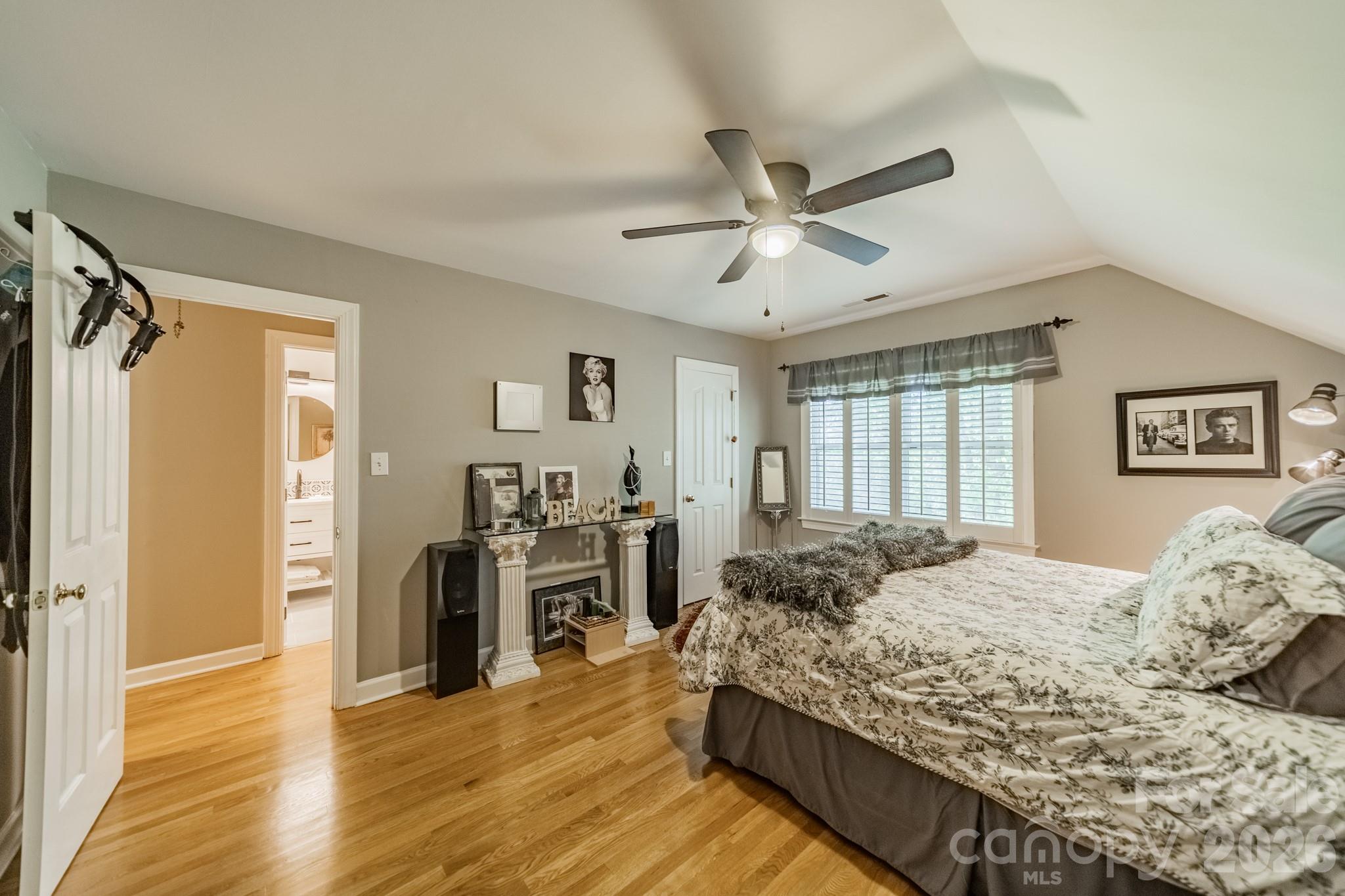 Seven Coves - Residential