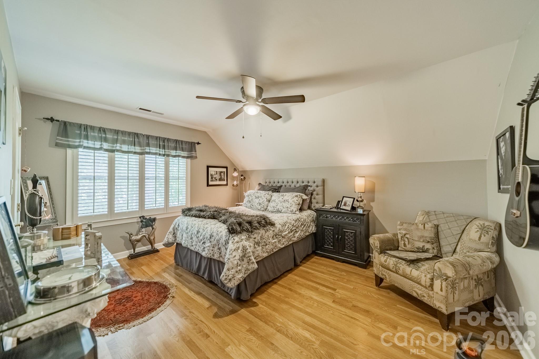 Seven Coves - Residential