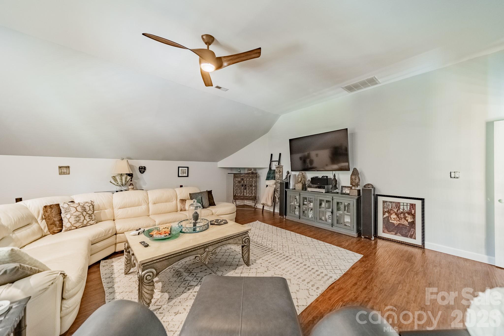 Seven Coves - Residential