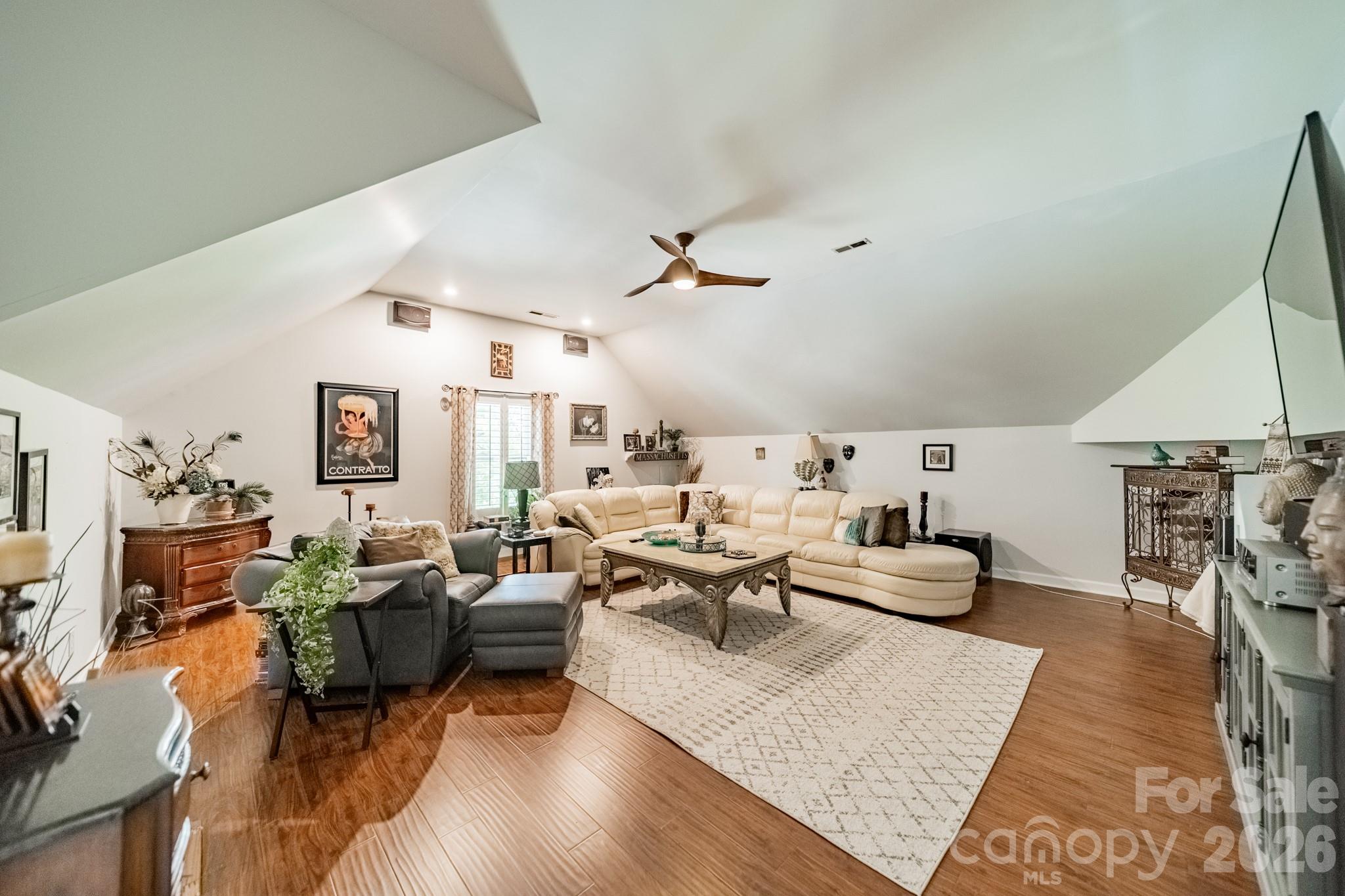 Seven Coves - Residential
