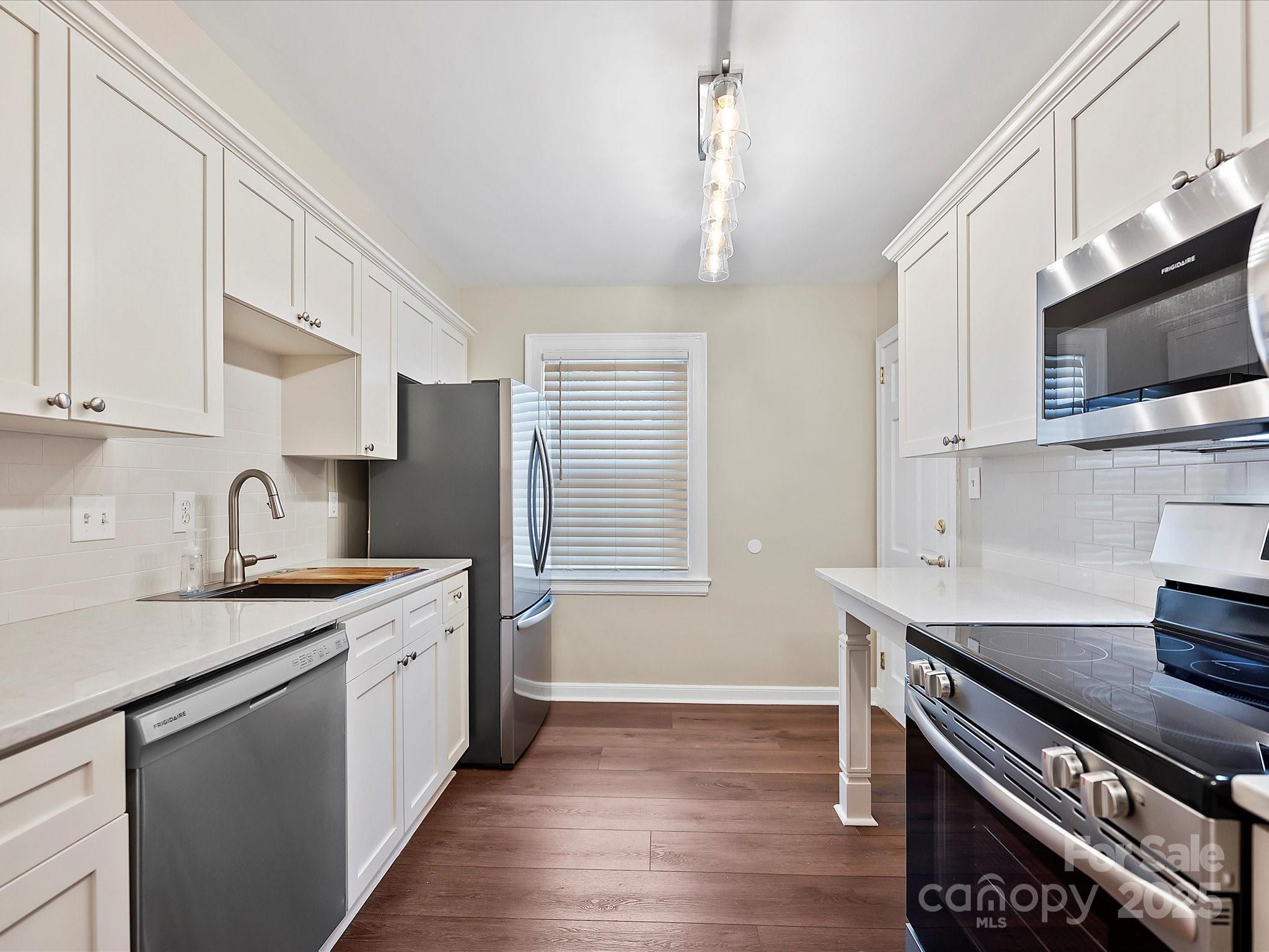 107 S Laurel Avenue 101A