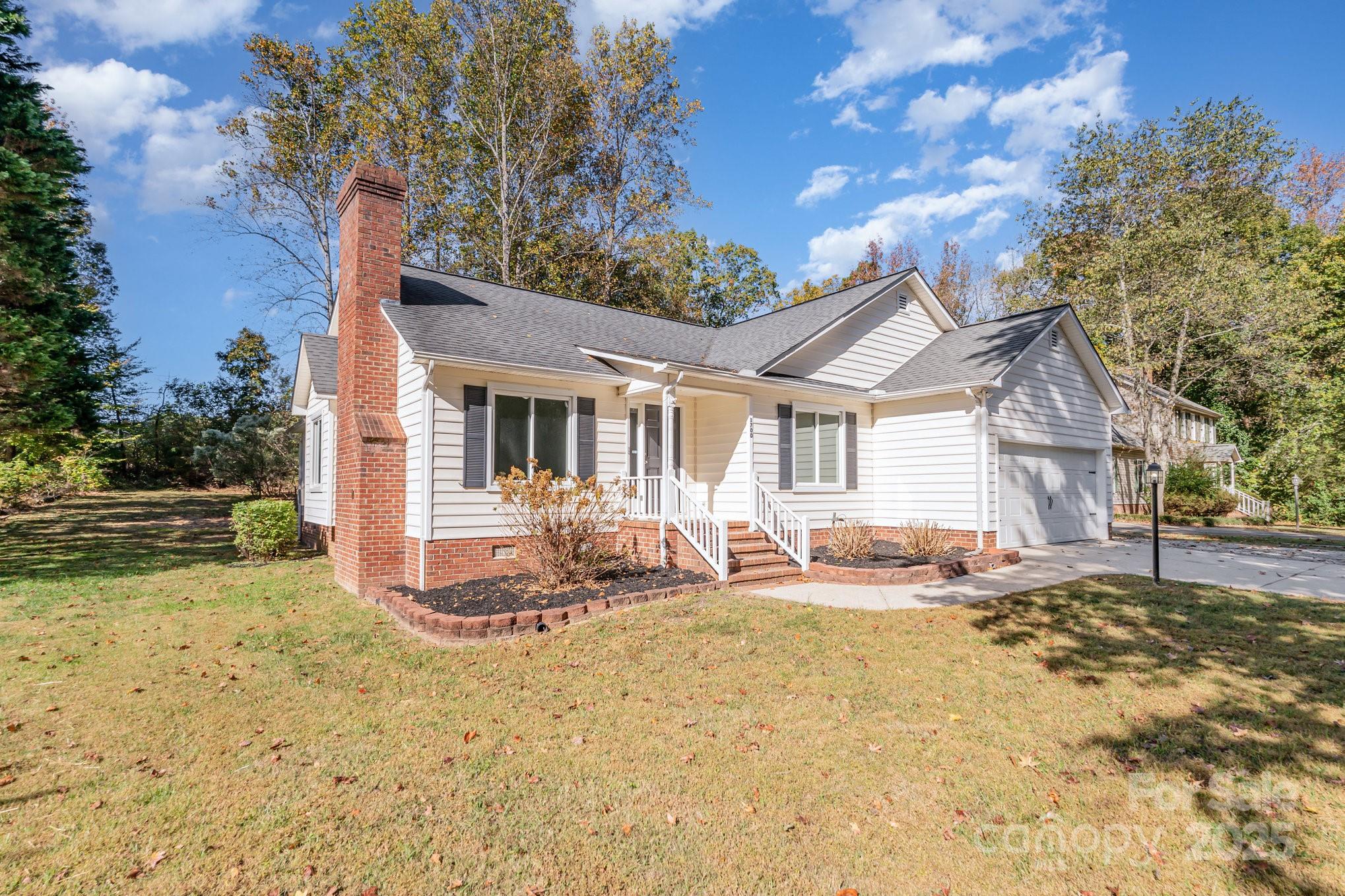 1700 Azalea Avenue