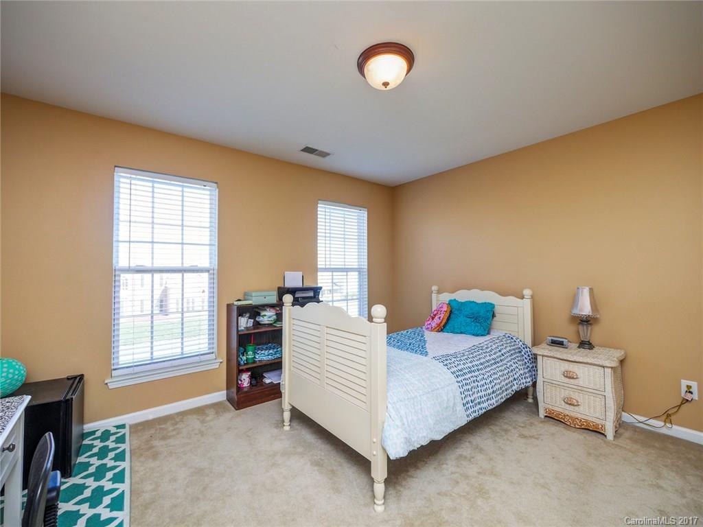 Brandon Oaks - Residential