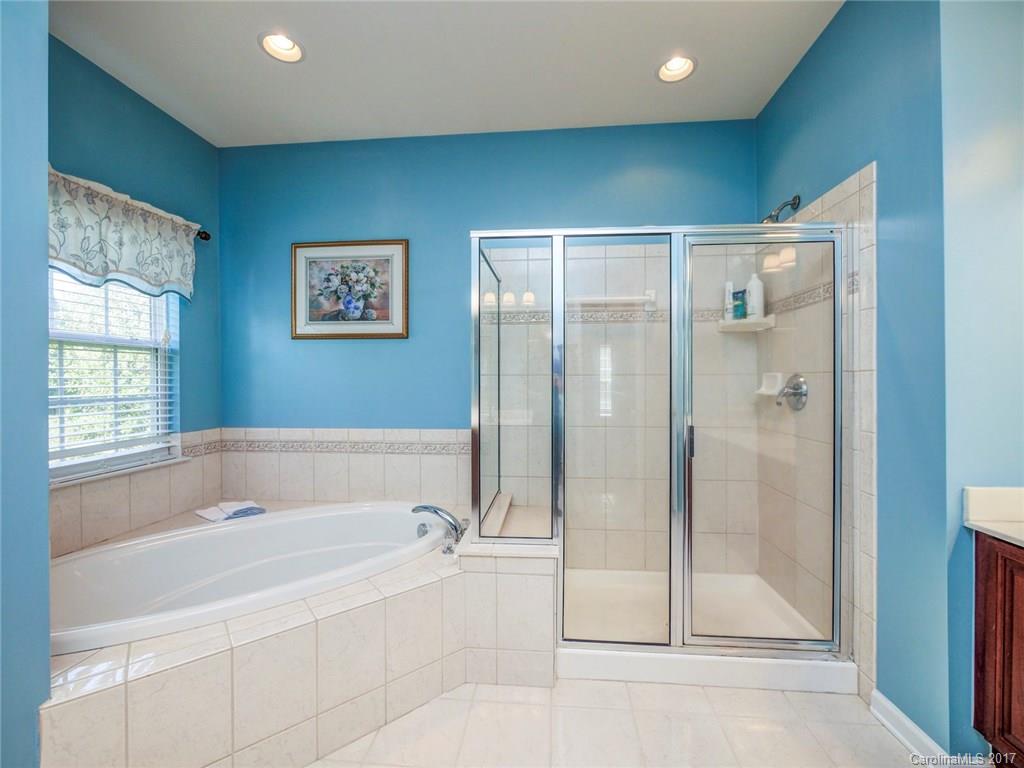 Brandon Oaks - Residential