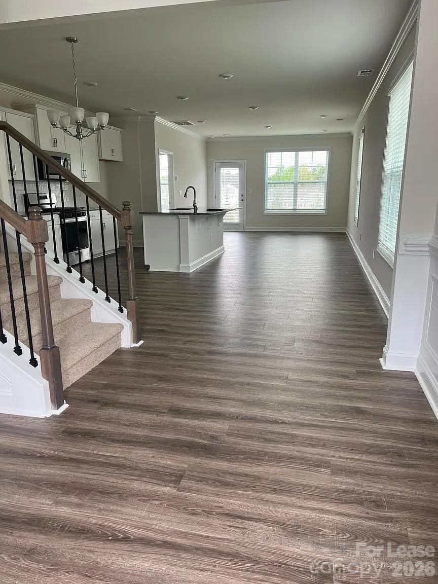 7899 Iron Road