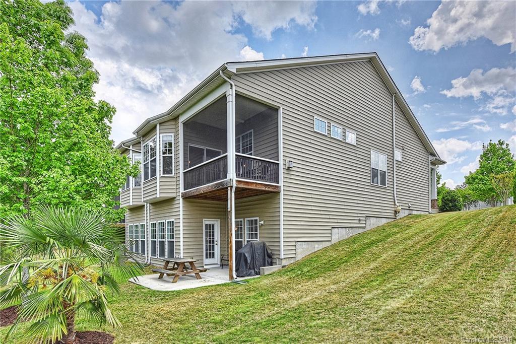 Lake Shore On Lake Wylie - Residential