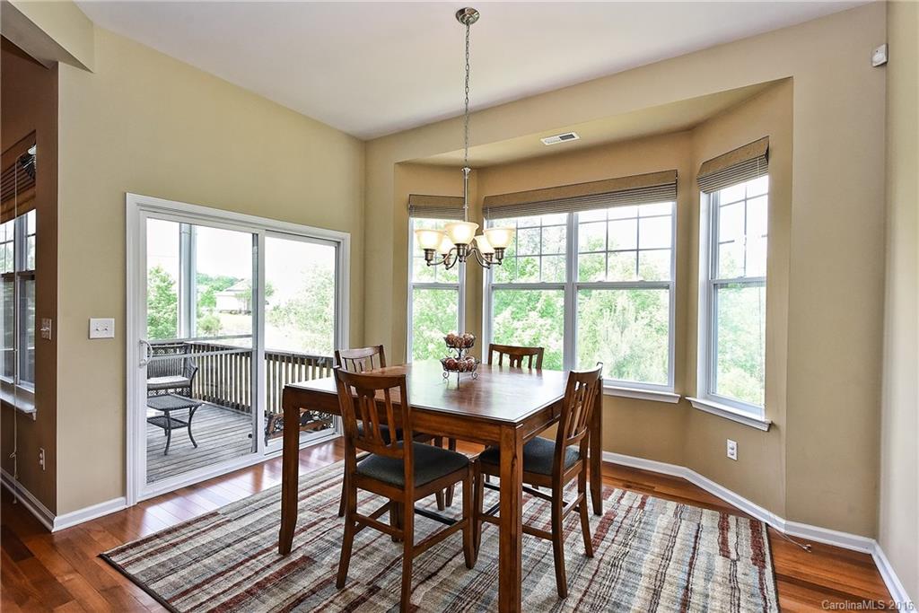 Lake Shore On Lake Wylie - Residential