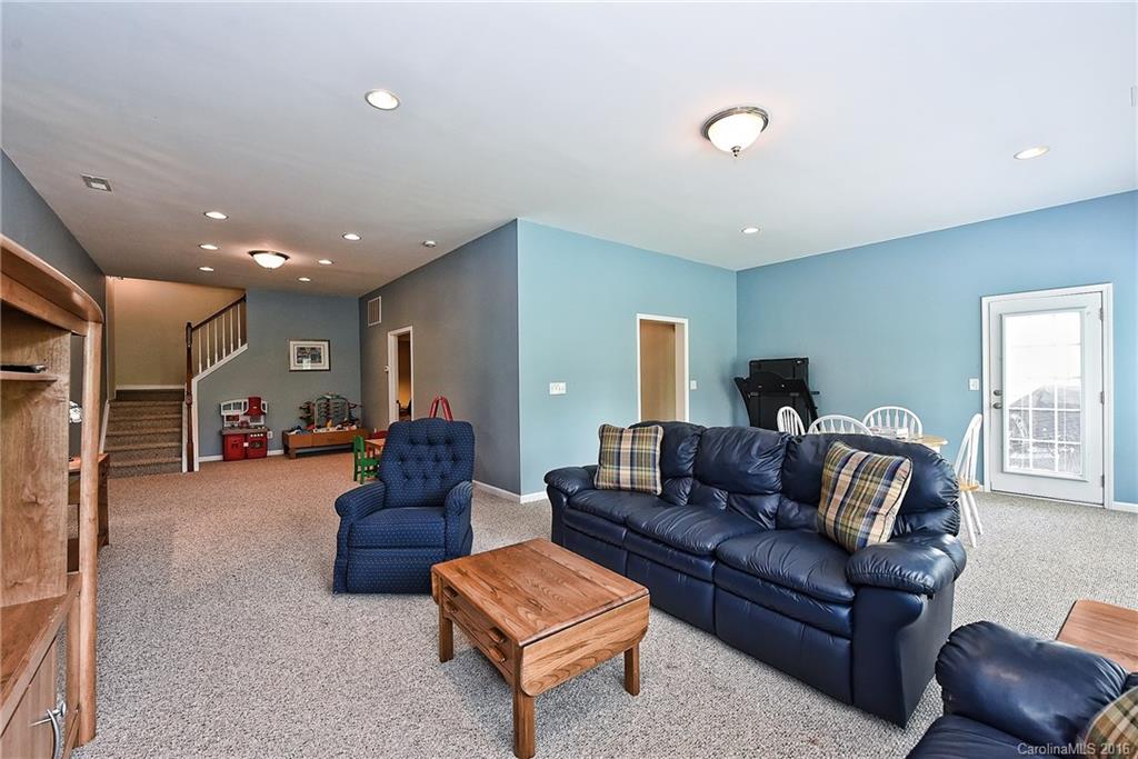 Lake Shore On Lake Wylie - Residential