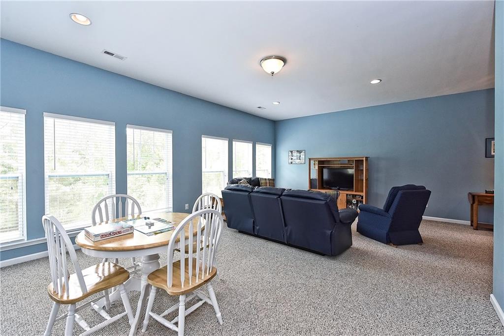 Lake Shore On Lake Wylie - Residential