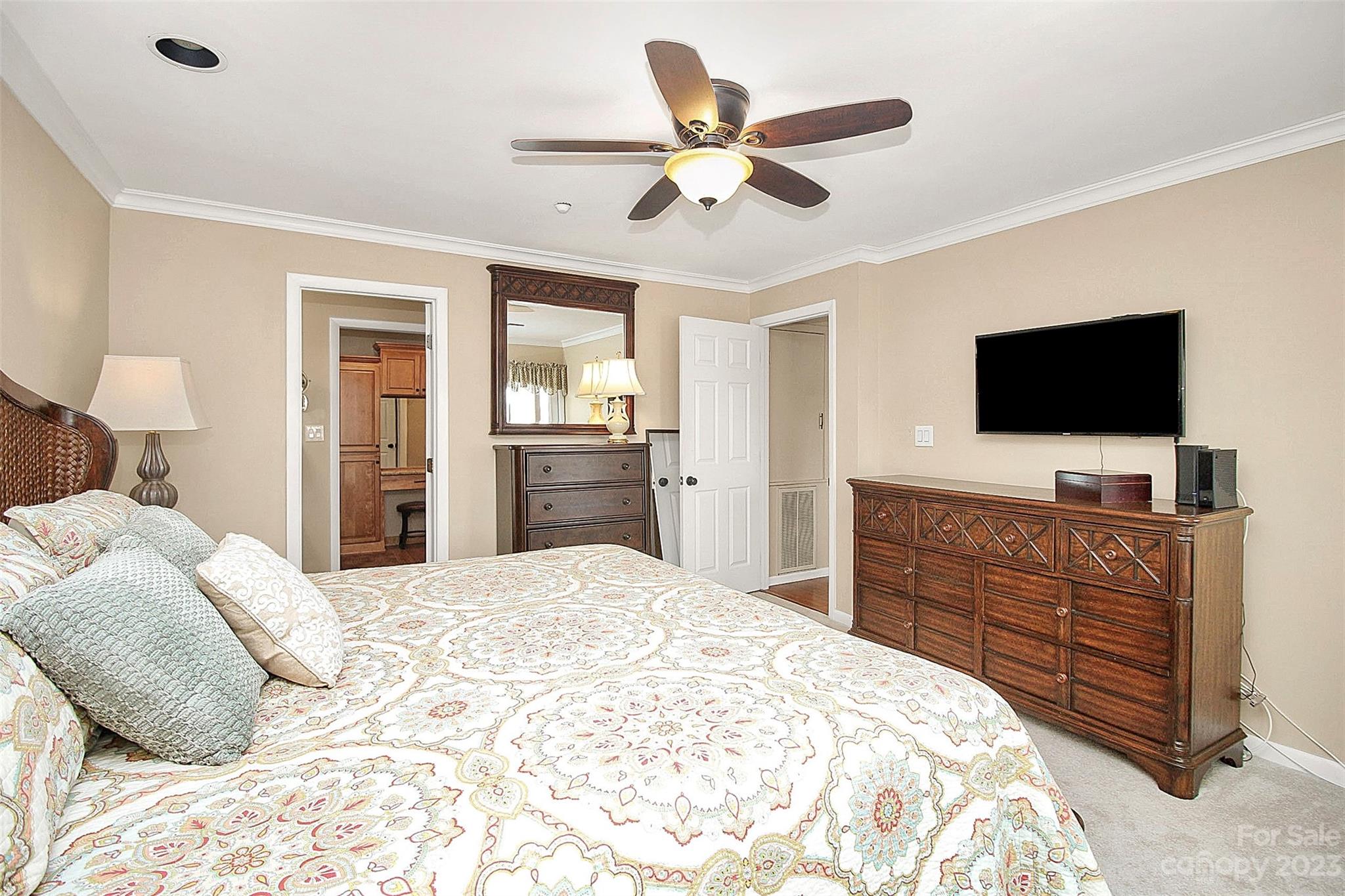 Emerald Point - Residential