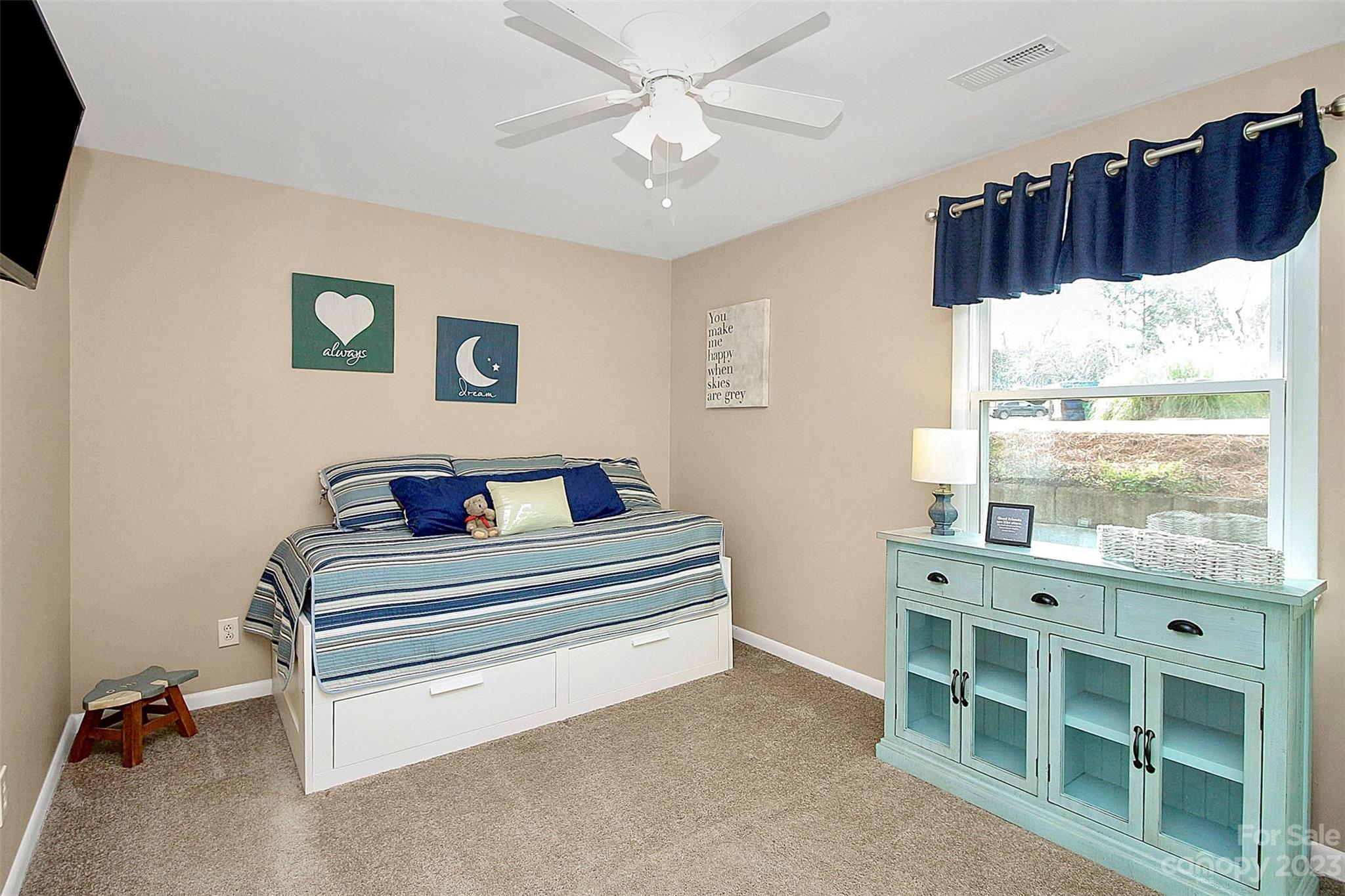 Emerald Point - Residential