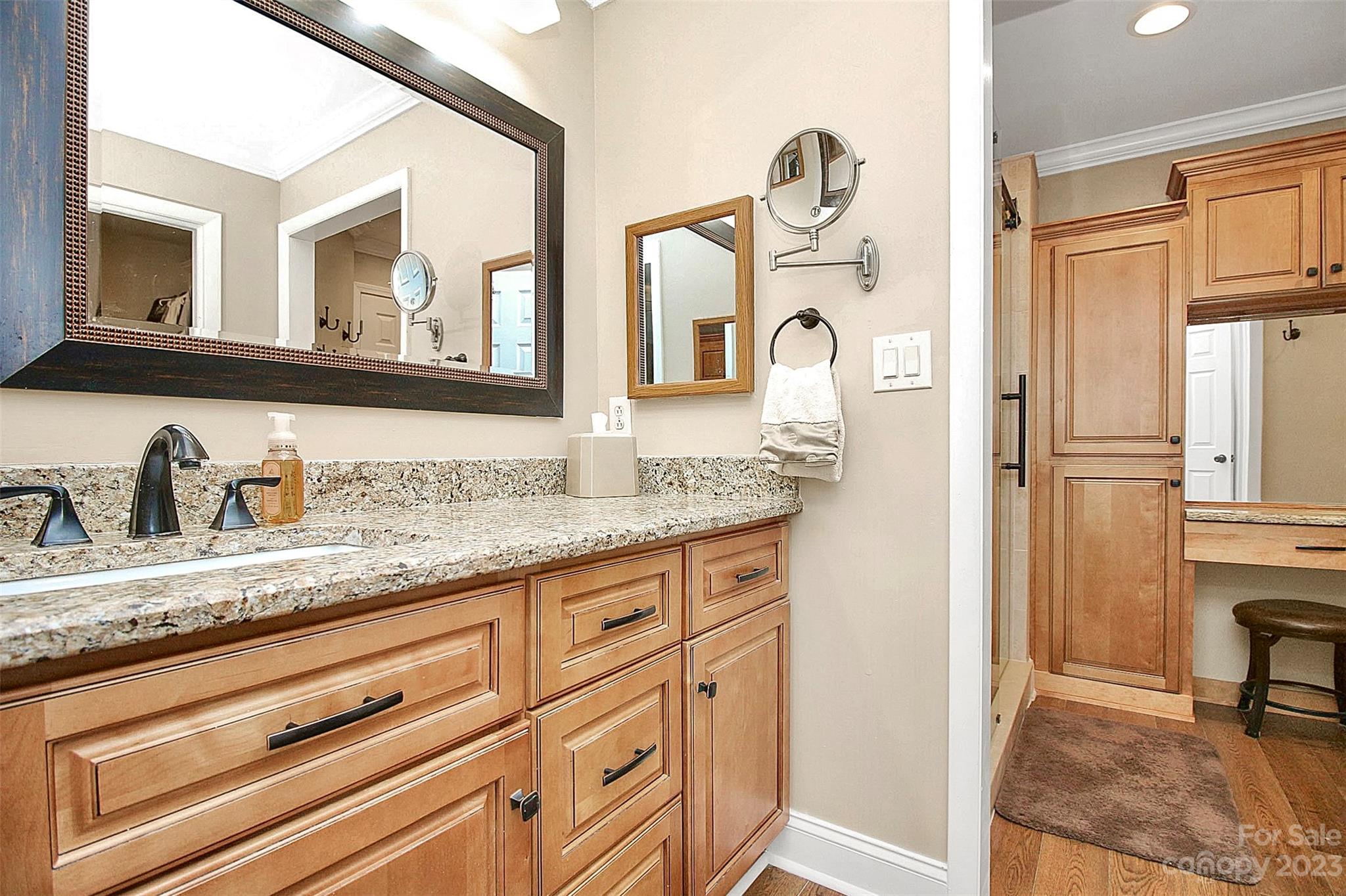 Emerald Point - Residential