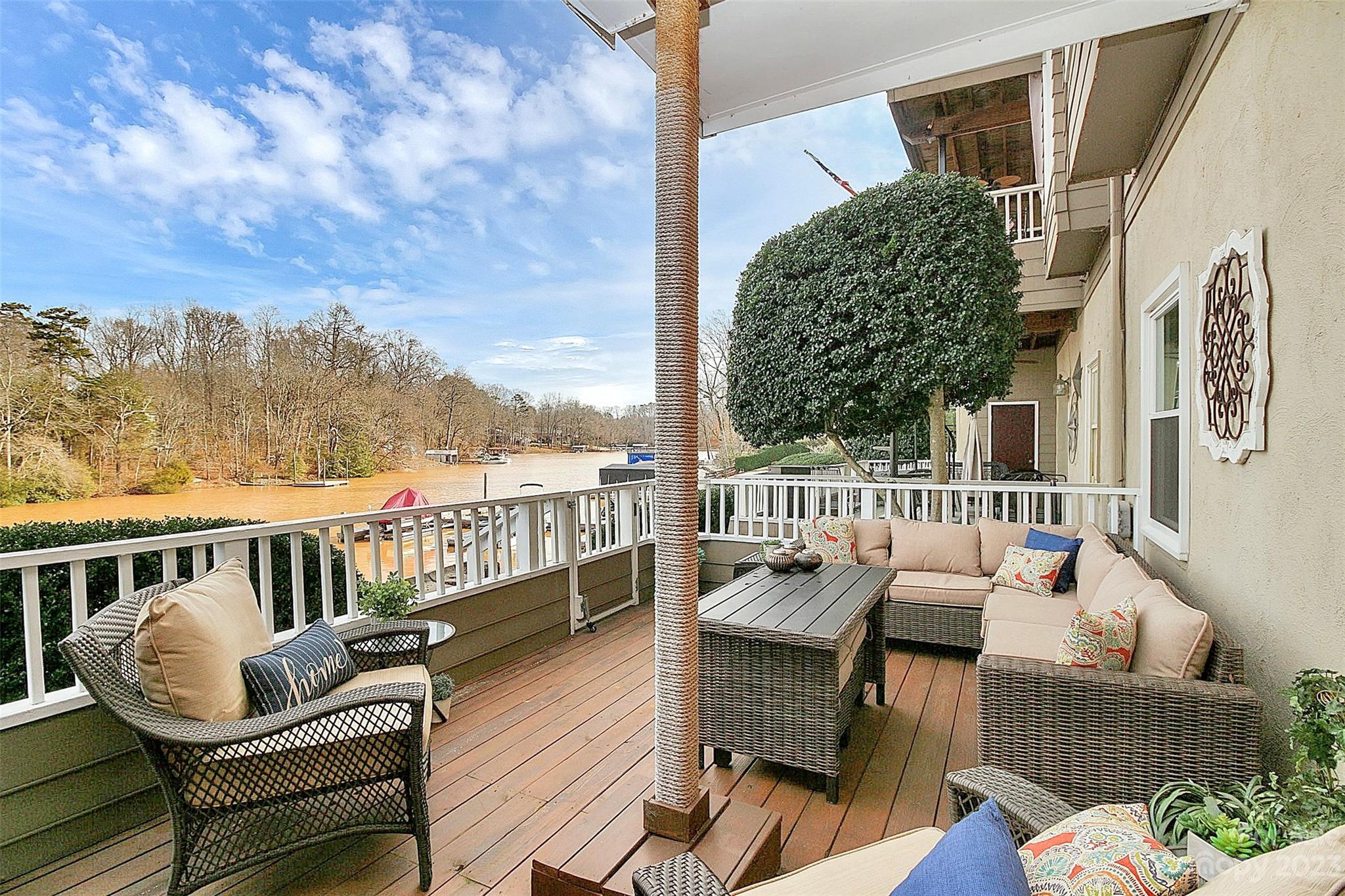 Emerald Point - Residential