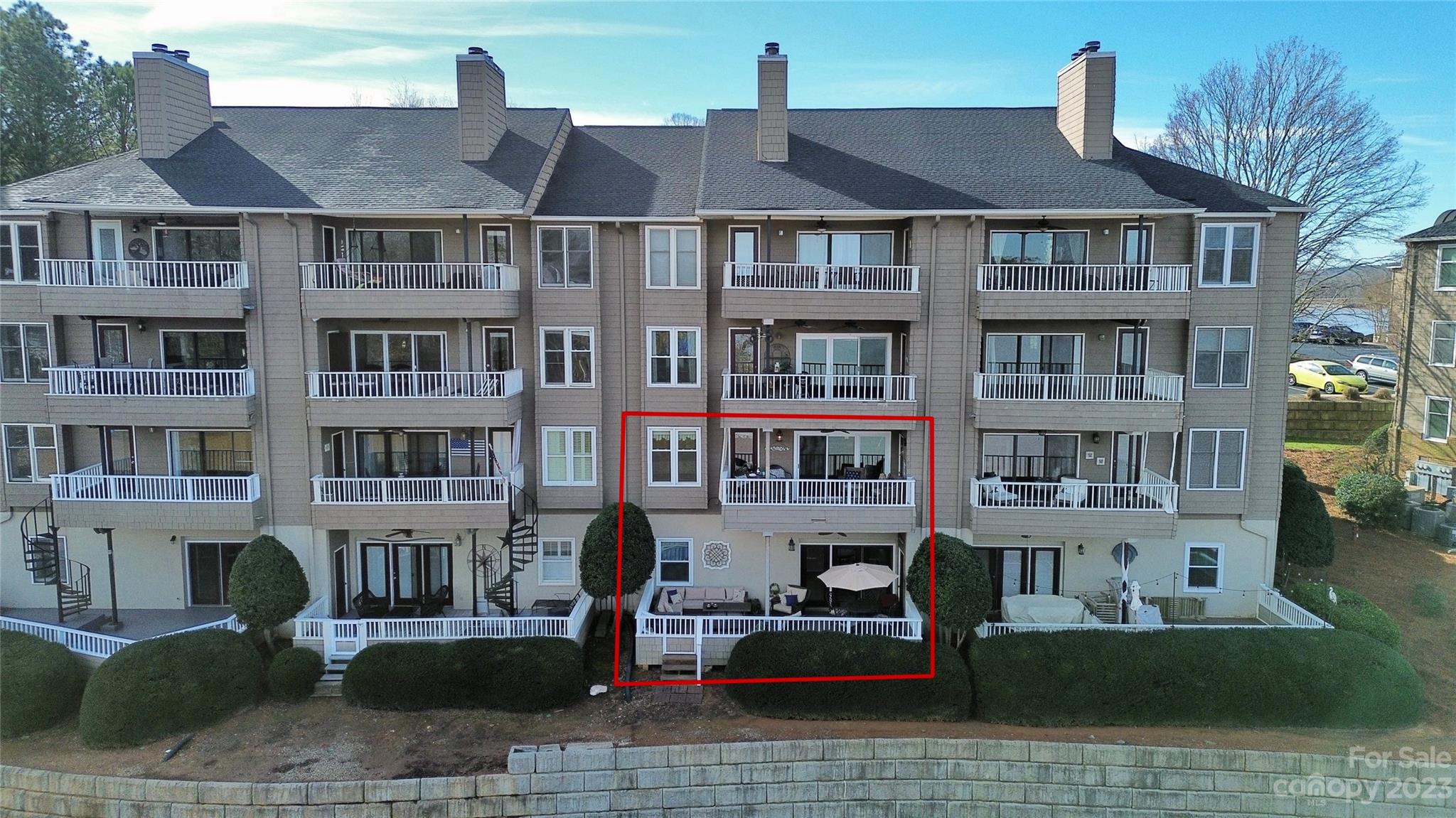 Emerald Point - Residential