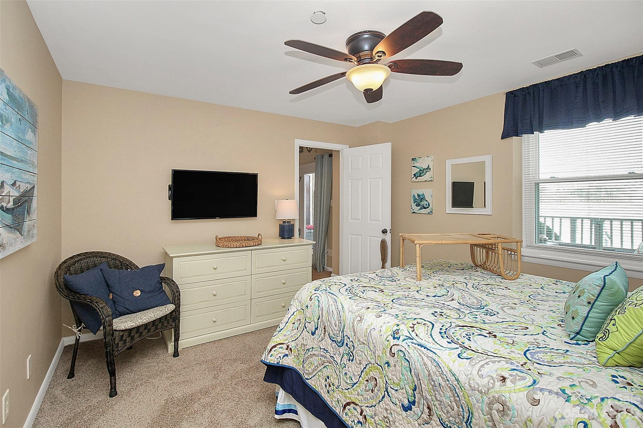 Emerald Point - Residential