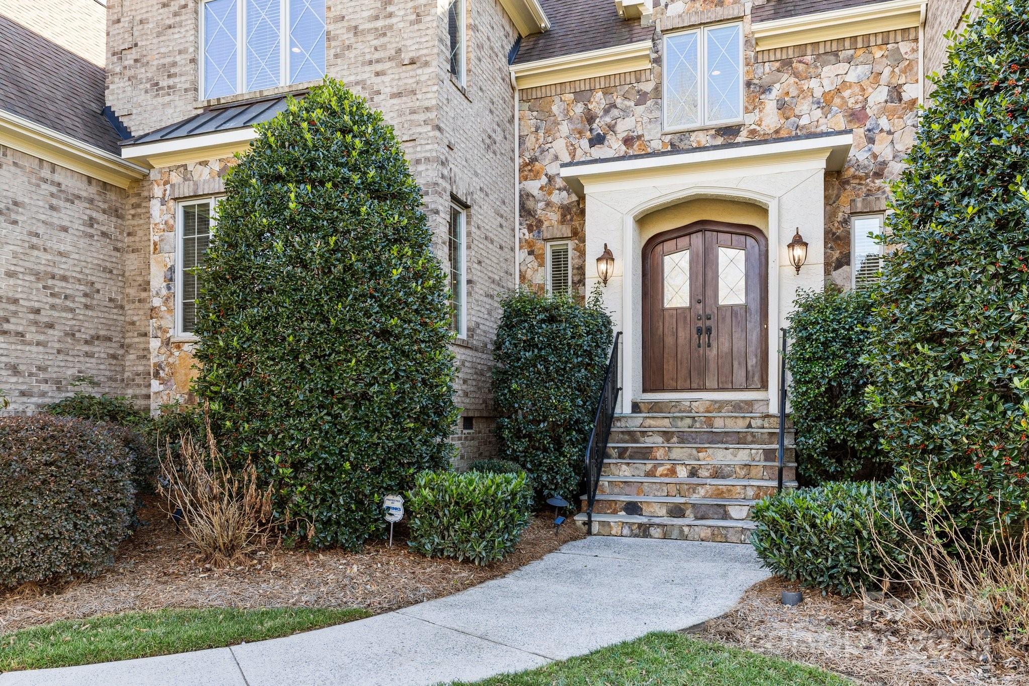 4008 Quintessa Drive
