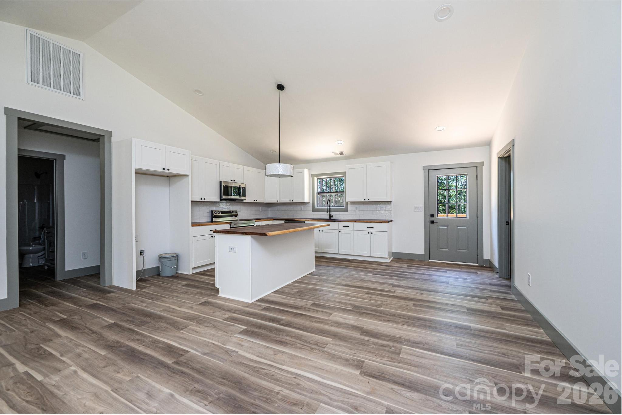 2059 Bailey Drive