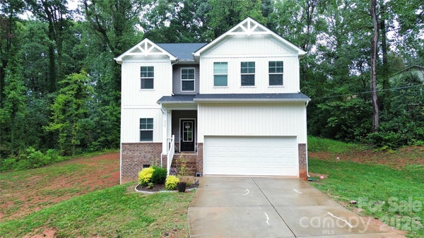 975 GENERAL HOKE DR, LINCOLNTON, NC 28092 - Image 2f1eb7cf513bf52016f6150f3a430e83/1074290745