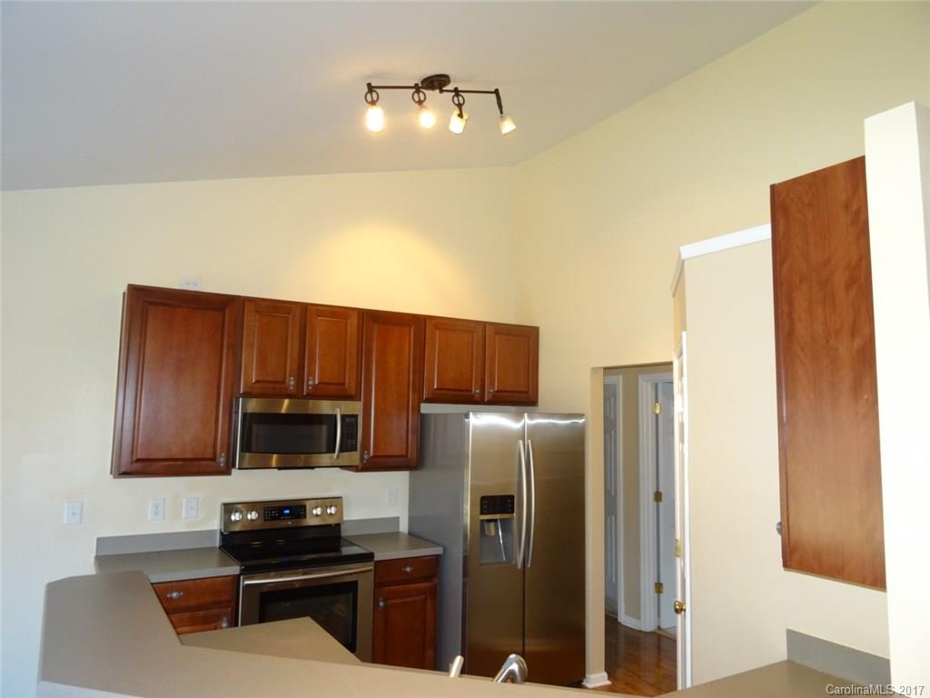 Brandon Oaks - Residential Lease