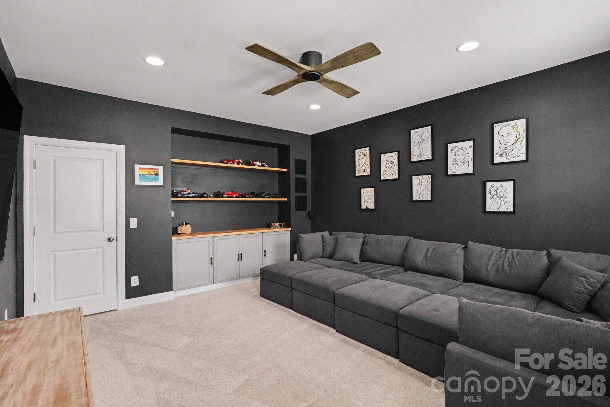 The Palisades - Residential