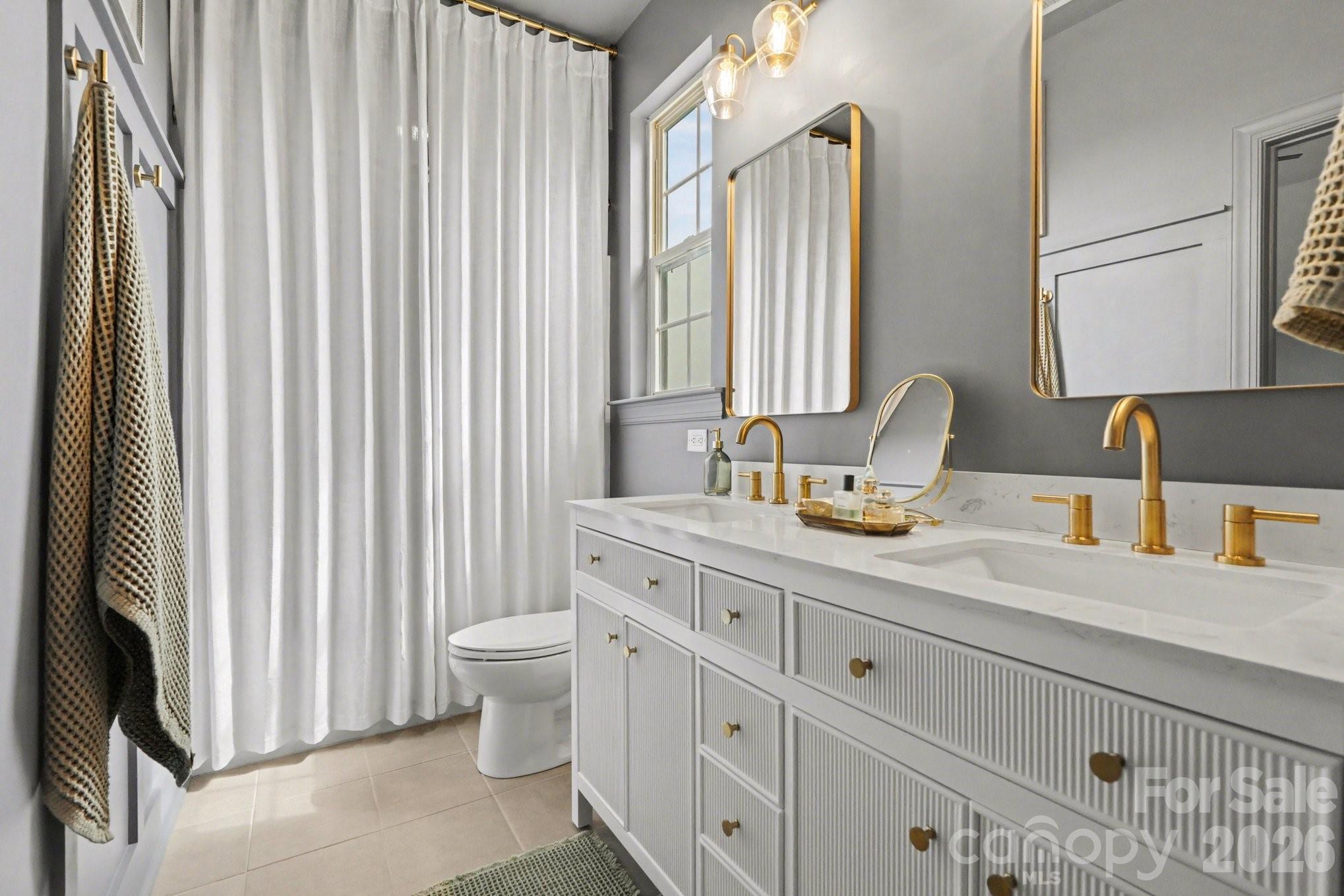 The Palisades - Residential