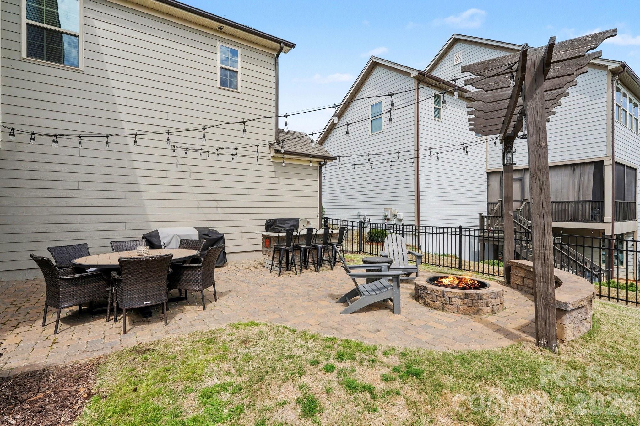 The Palisades - Residential