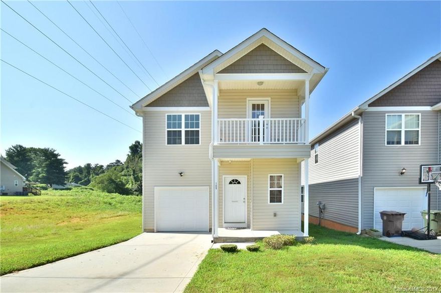 Cute home in the heart of beautiful Mooresville. This home features upgraded hardwood floors throughout the main floor, a beautiful and functional kitchen with granite and beautiful cabinetry, and a huge open concept living and dining area. Upstairs are nicely appointed bedrooms and a loft for additional flexible space. The master bath with its raised height double vanities and ample closet space does not disappoint.