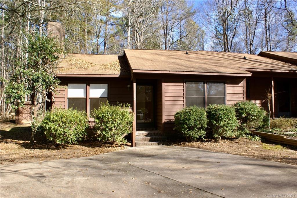 Foxwood Village - Residential