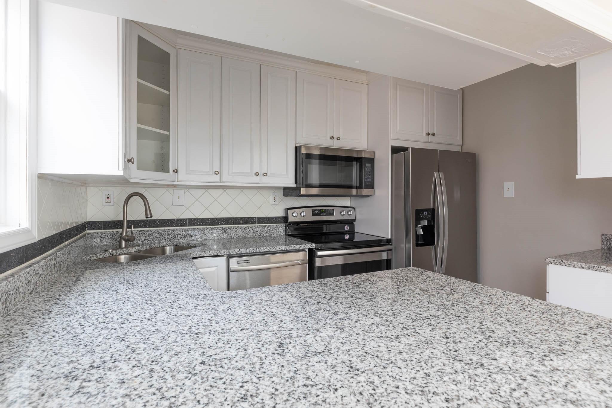 Seventeen Acres - Residential Lease