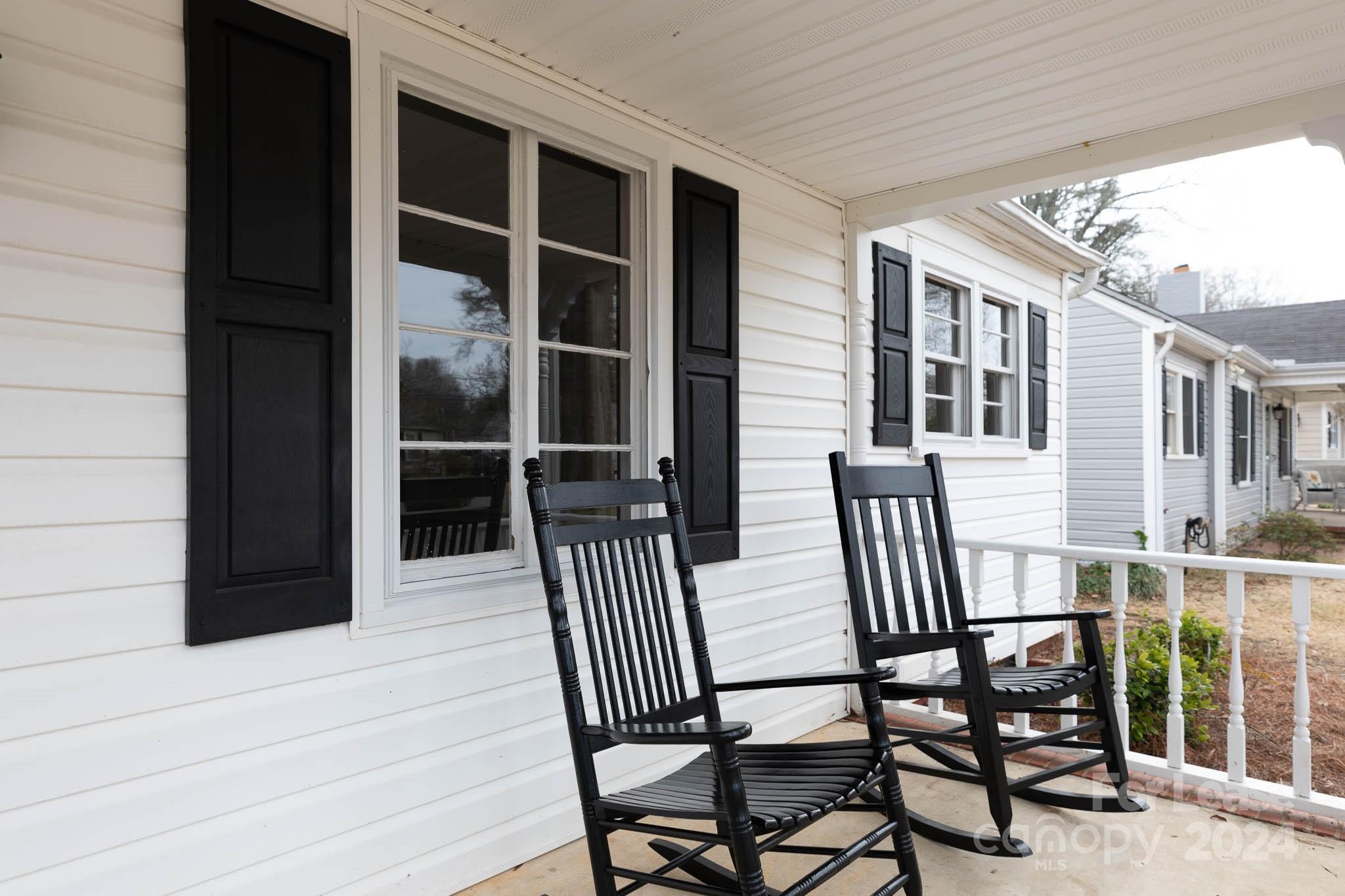 Seventeen Acres - Residential Lease