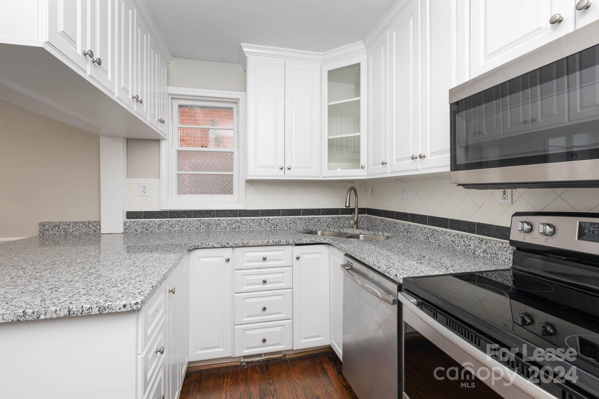 Seventeen Acres - Residential Lease