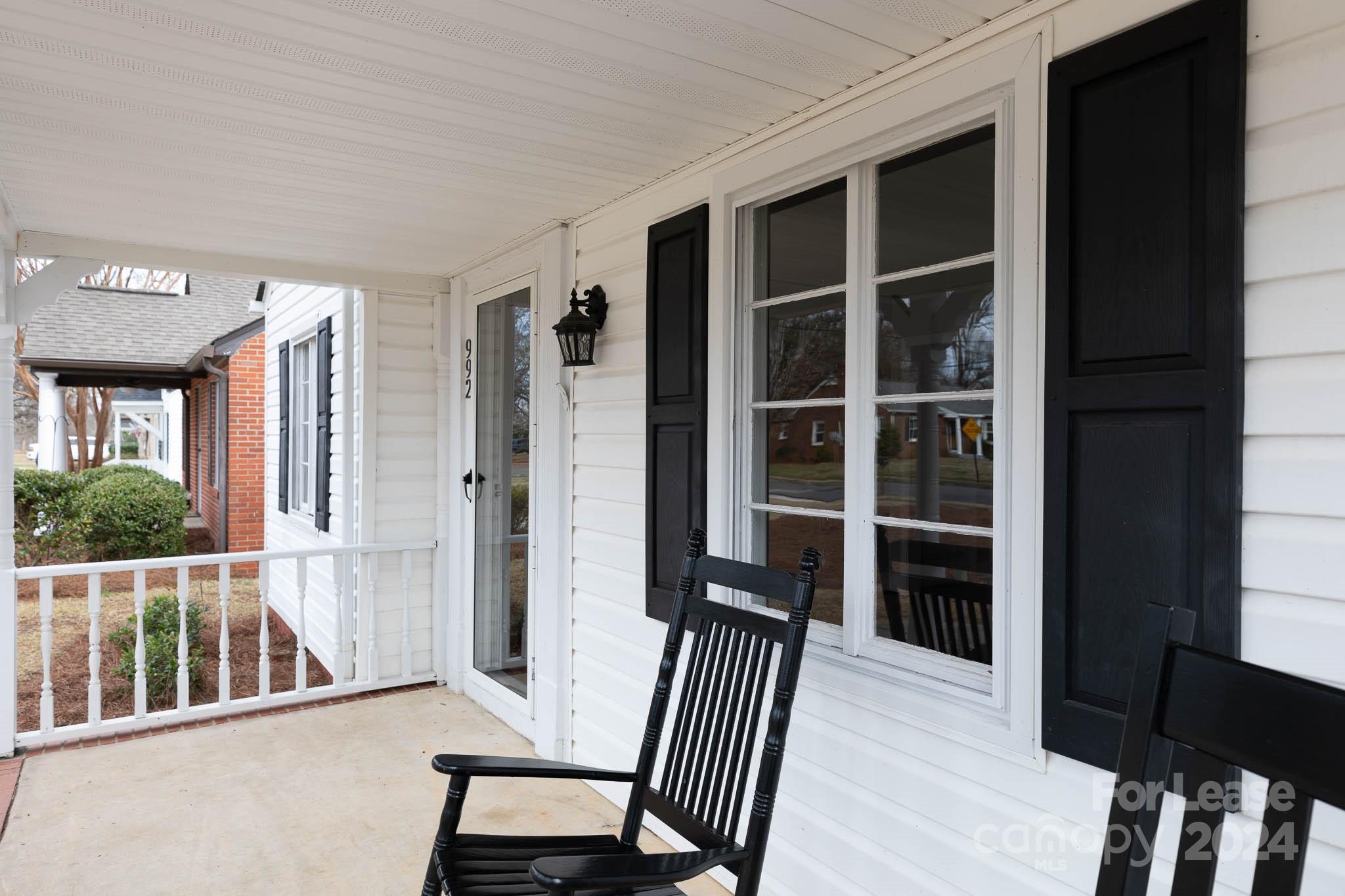 Seventeen Acres - Residential Lease