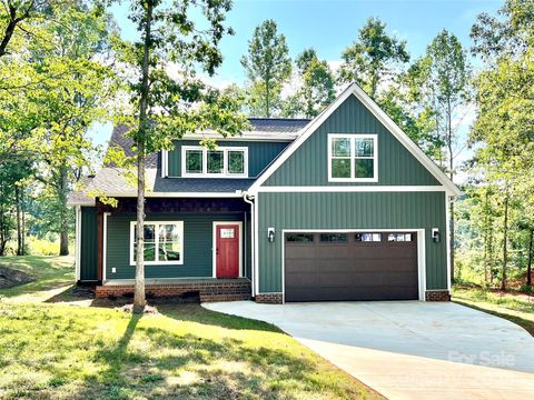 Photo of 123 Arrowood Lane, Harmony, NC 28634 (MLS # 4285616)