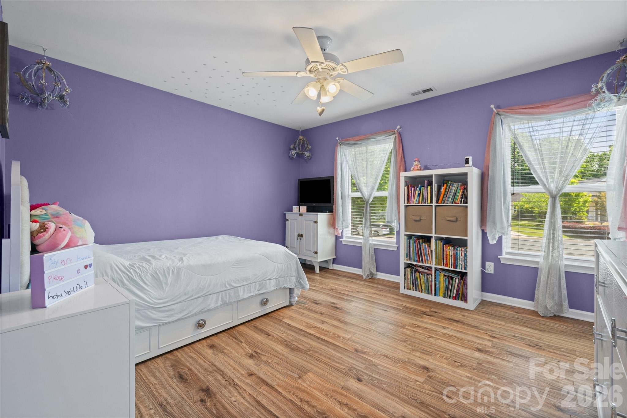 Sandy Pointe - Residential
