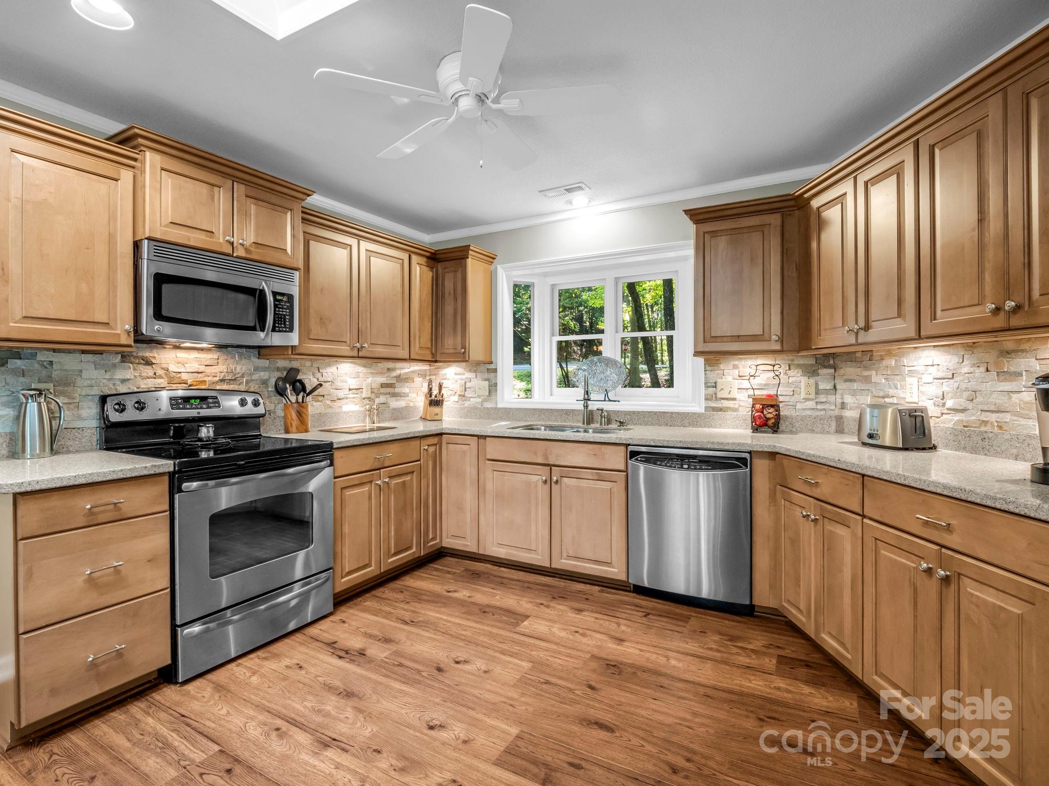 Rumbling Bald on Lake Lure - Residential