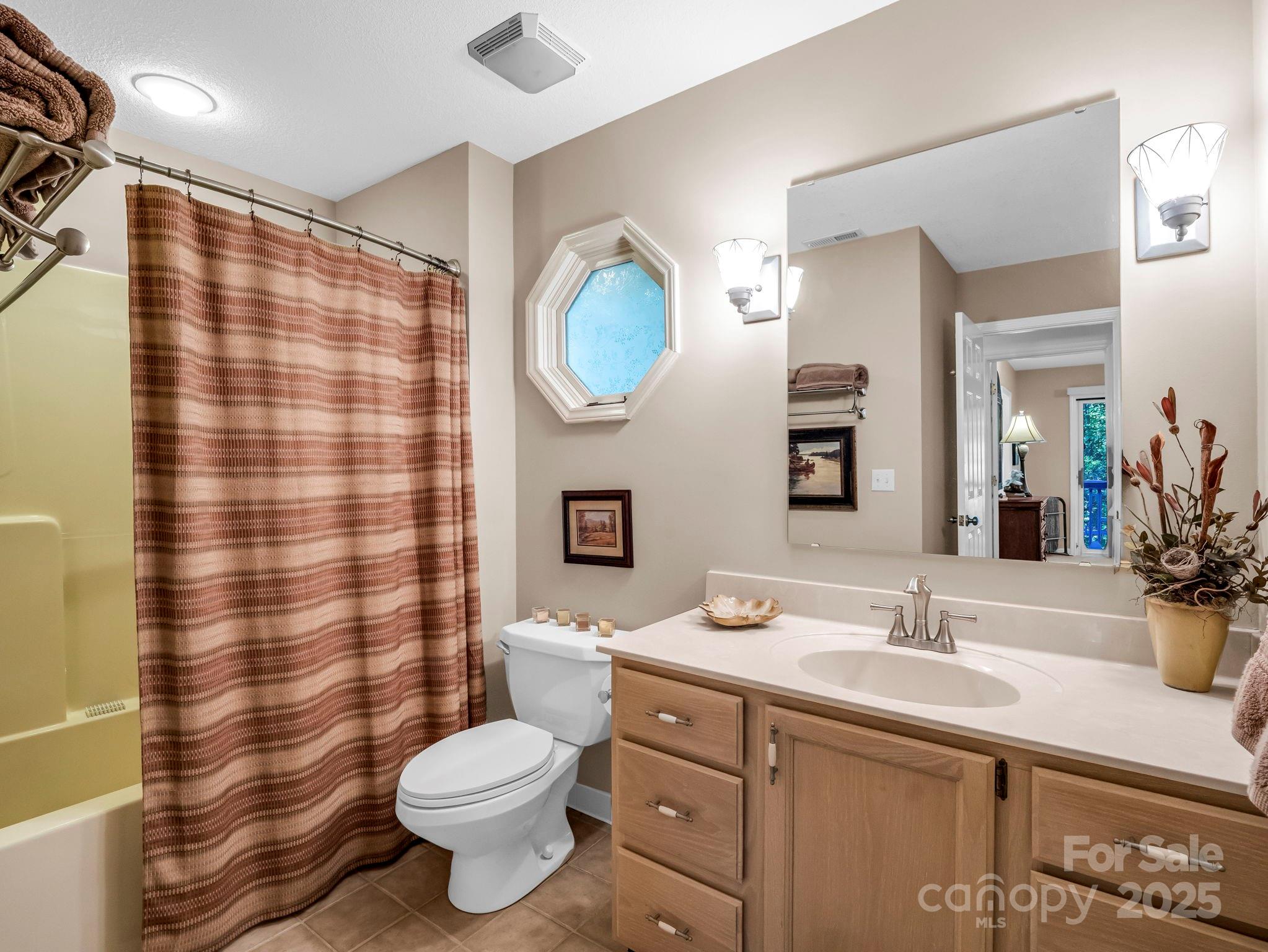 Rumbling Bald on Lake Lure - Residential