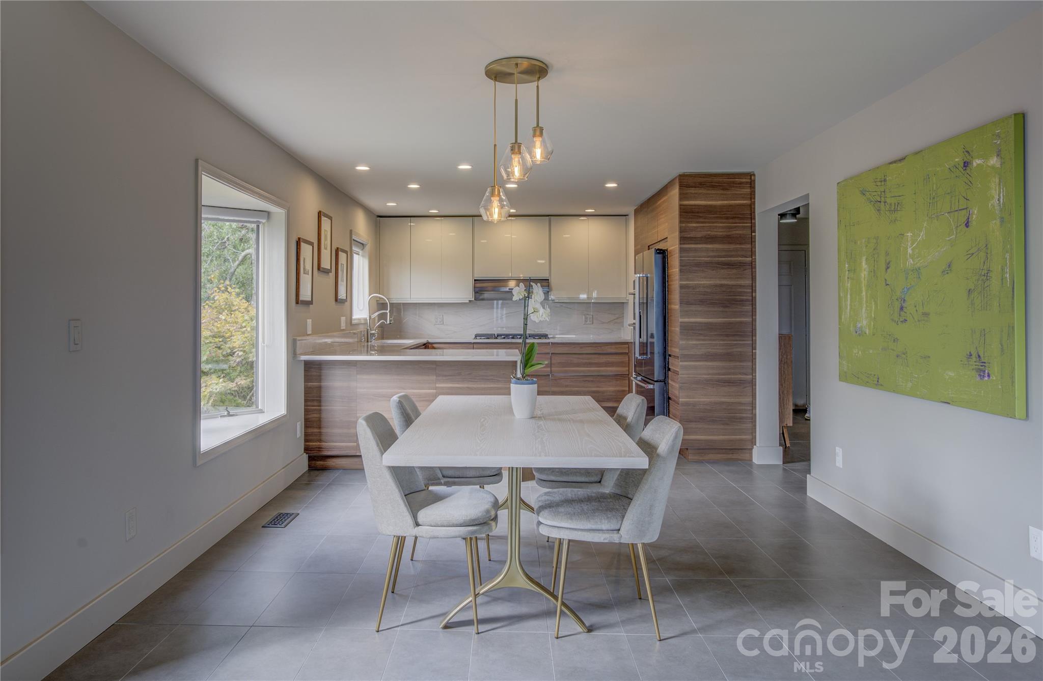 Fleetwood Plaza - Residential