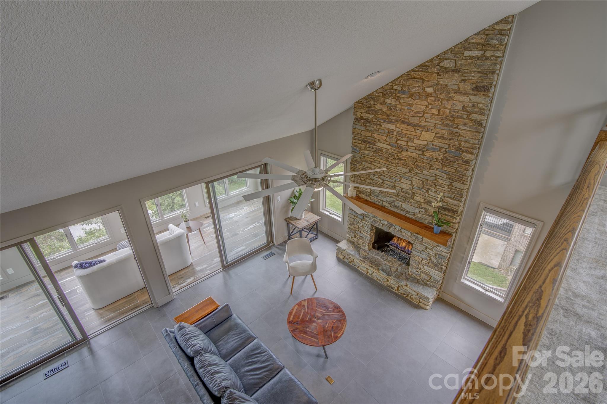 Fleetwood Plaza - Residential