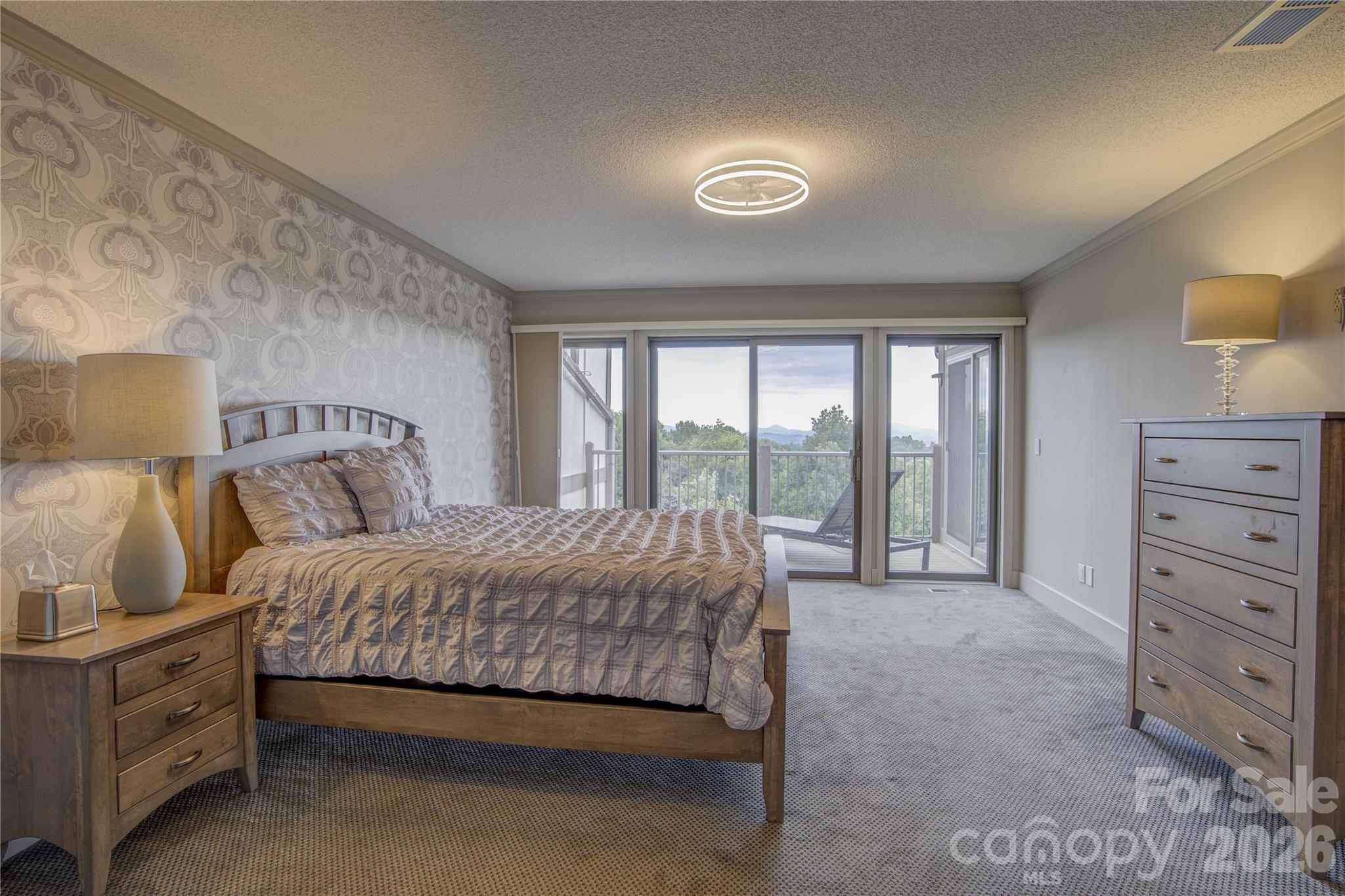 Fleetwood Plaza - Residential