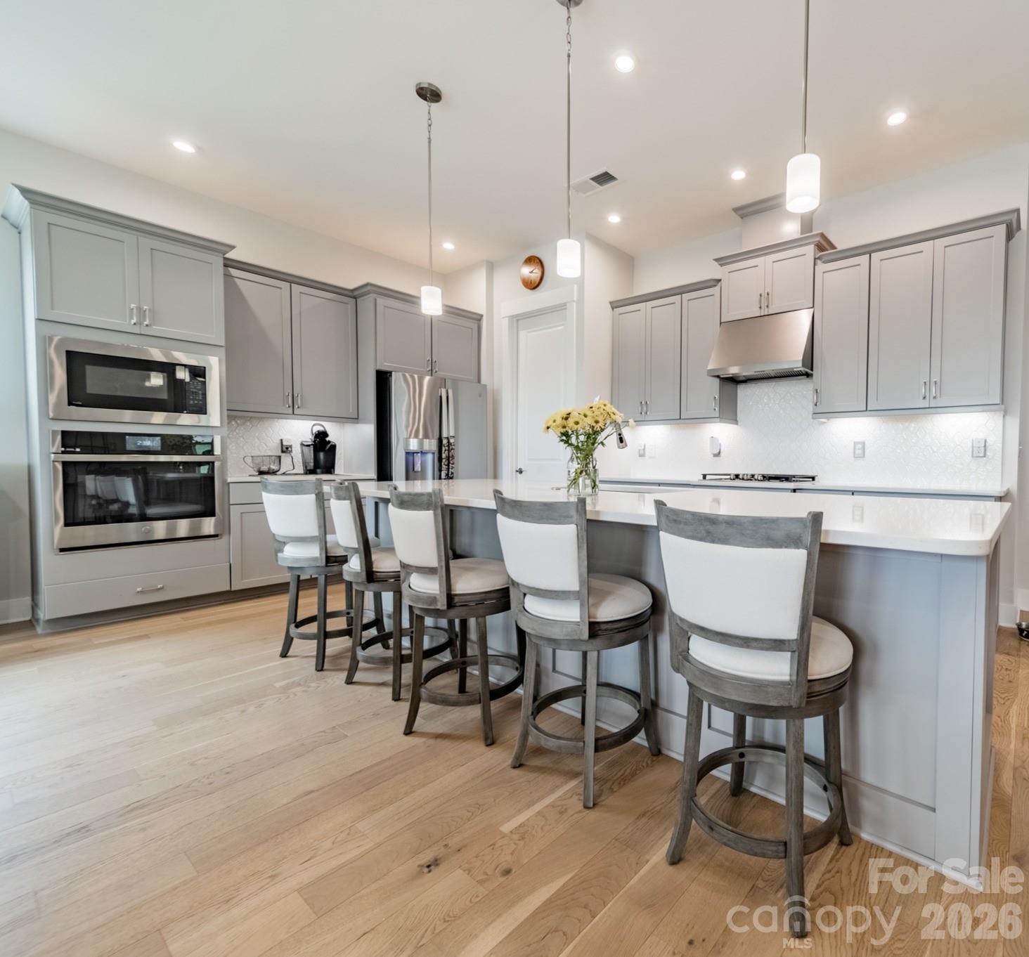 1019 Carlyle Lane