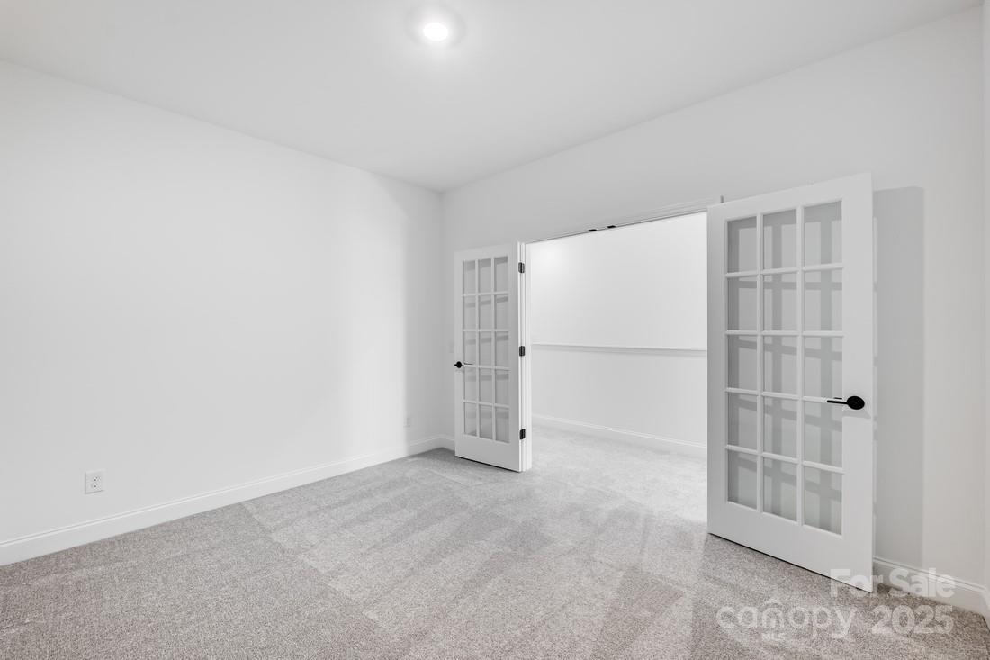 The Ridge at Sugar Creek - Residential