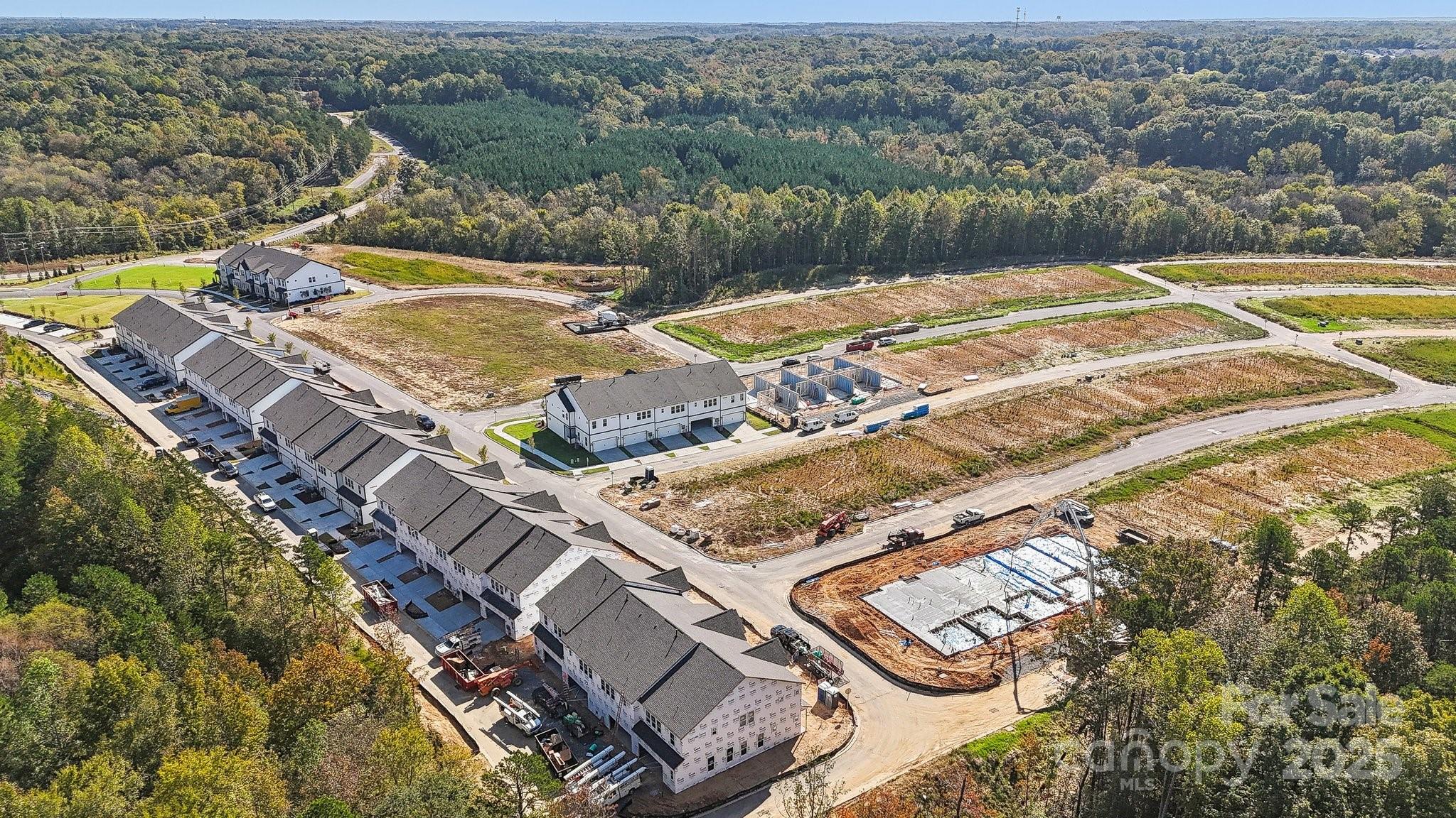 The Ridge at Sugar Creek - Residential