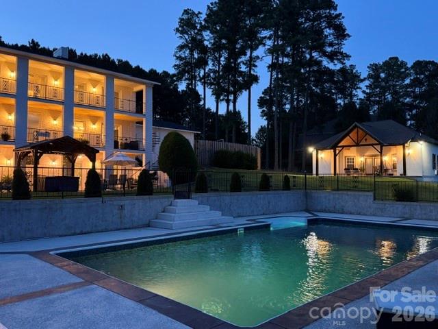 615 Kenway Loop