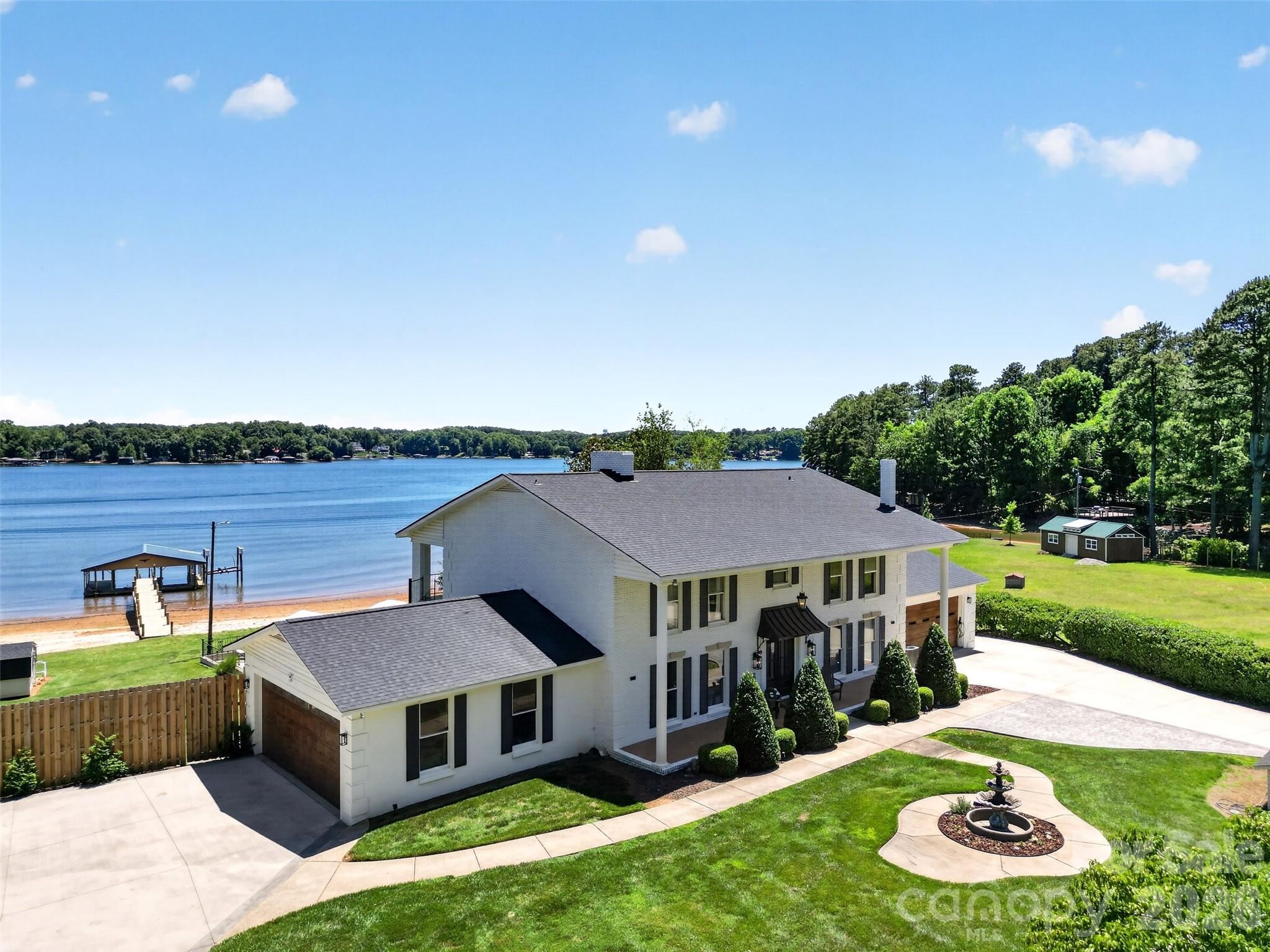 615 Kenway Loop